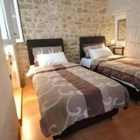 City Studio * スプリト